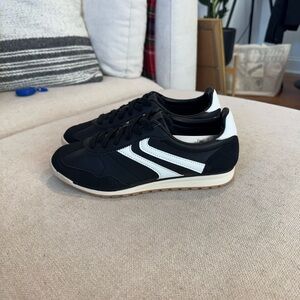 No Boundaries Retro Racer Sporty Sneakers, Black, Sz 7.5 US, NWT